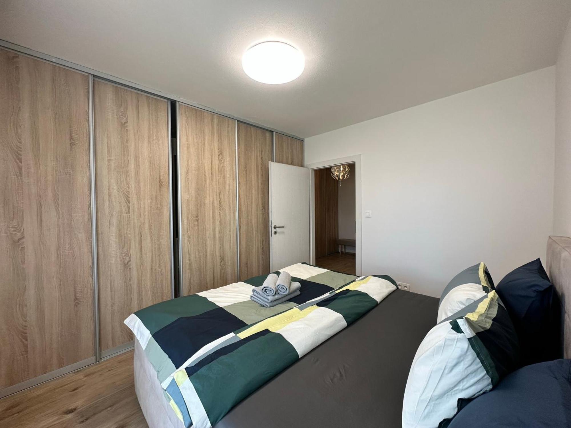 Novozariadeny Apartman Pri Starom Moste Pressburg Exterior foto